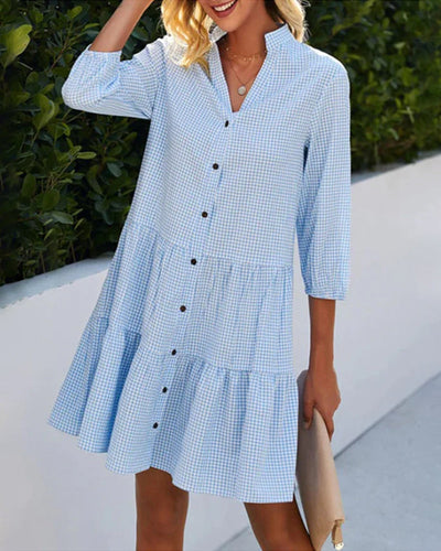 Robe chemise à col droit avec boutons sur le devant