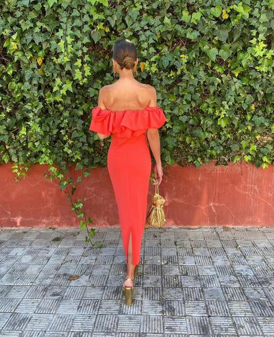 Robe longue chic avec détails à volants parfaite pour toutes les occasions