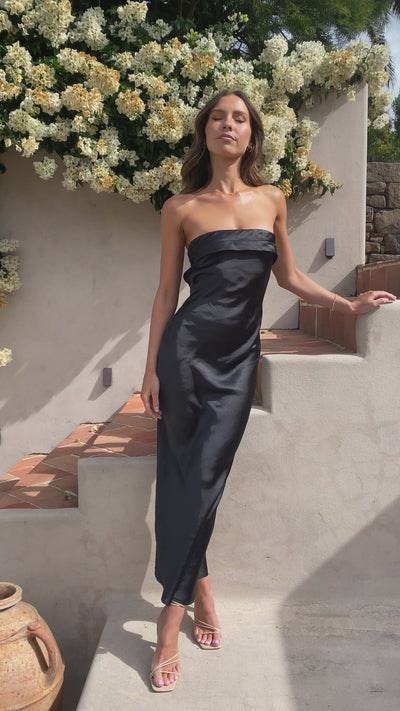 Robe longue sans bretelles parfaite pour vos sorties élégantes