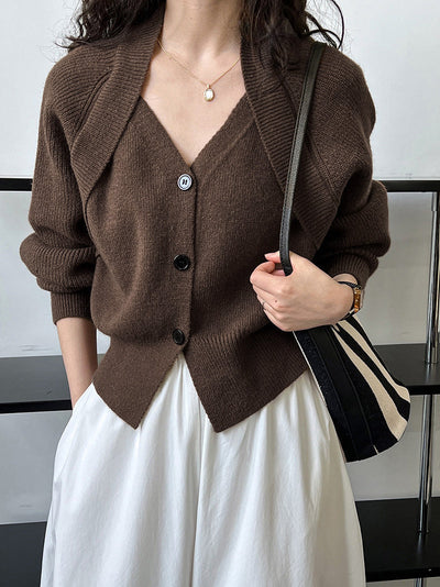 Patricia | Pull élégant à col en V et boutons