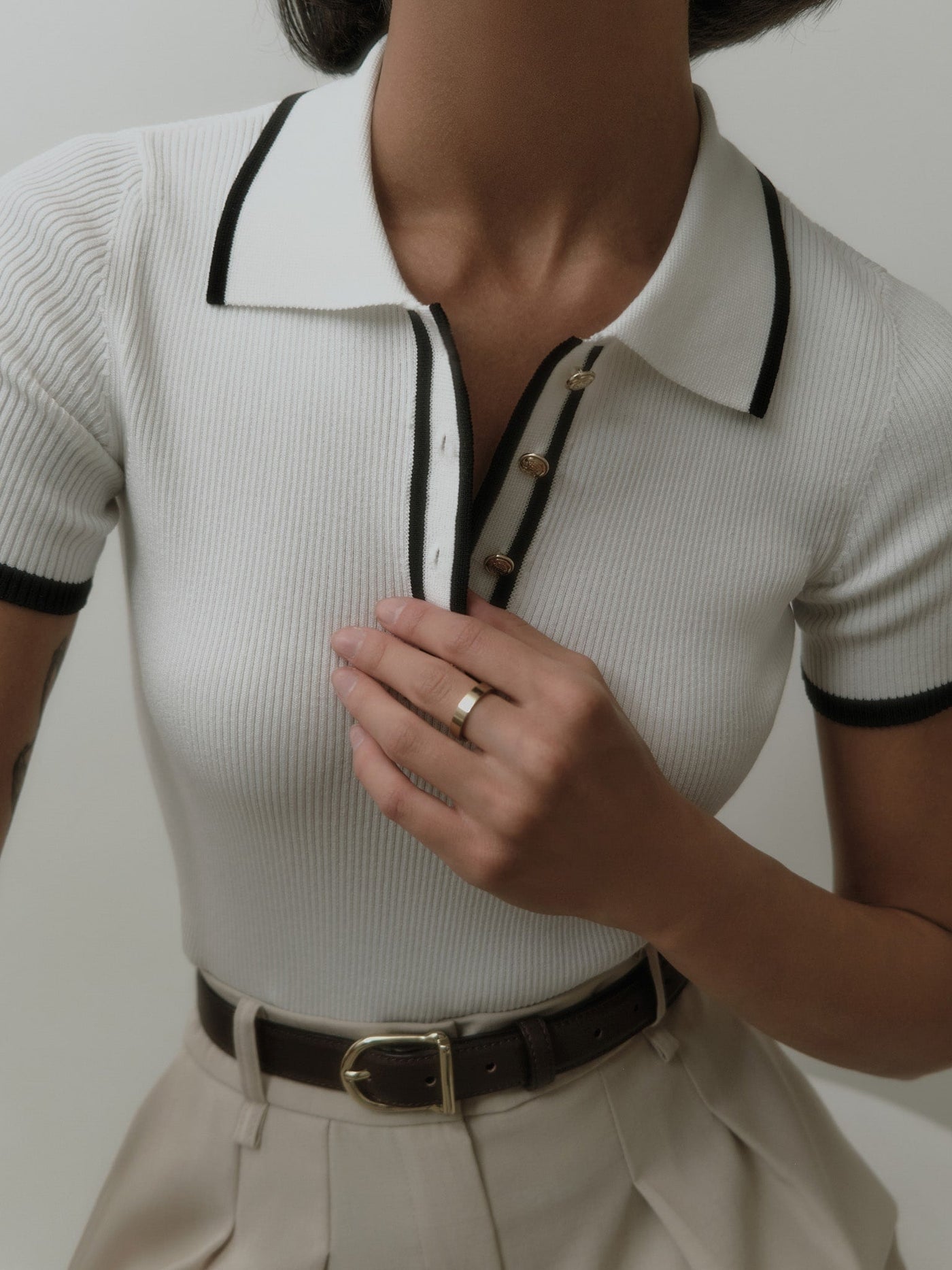 Alyza | Haut en tricot à boutons élégant