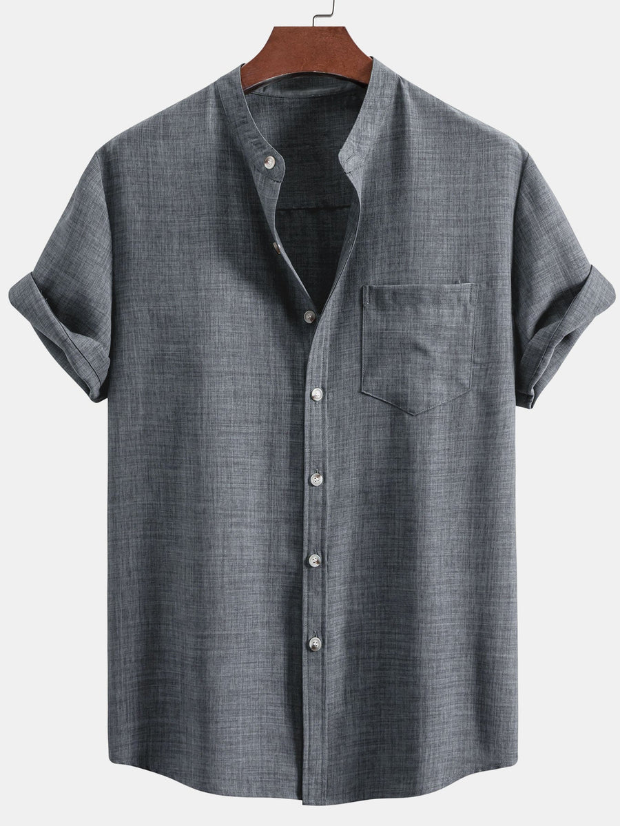 Ensemble homme avec chemise col officier à manches courtes et pantalon droit style décontracté