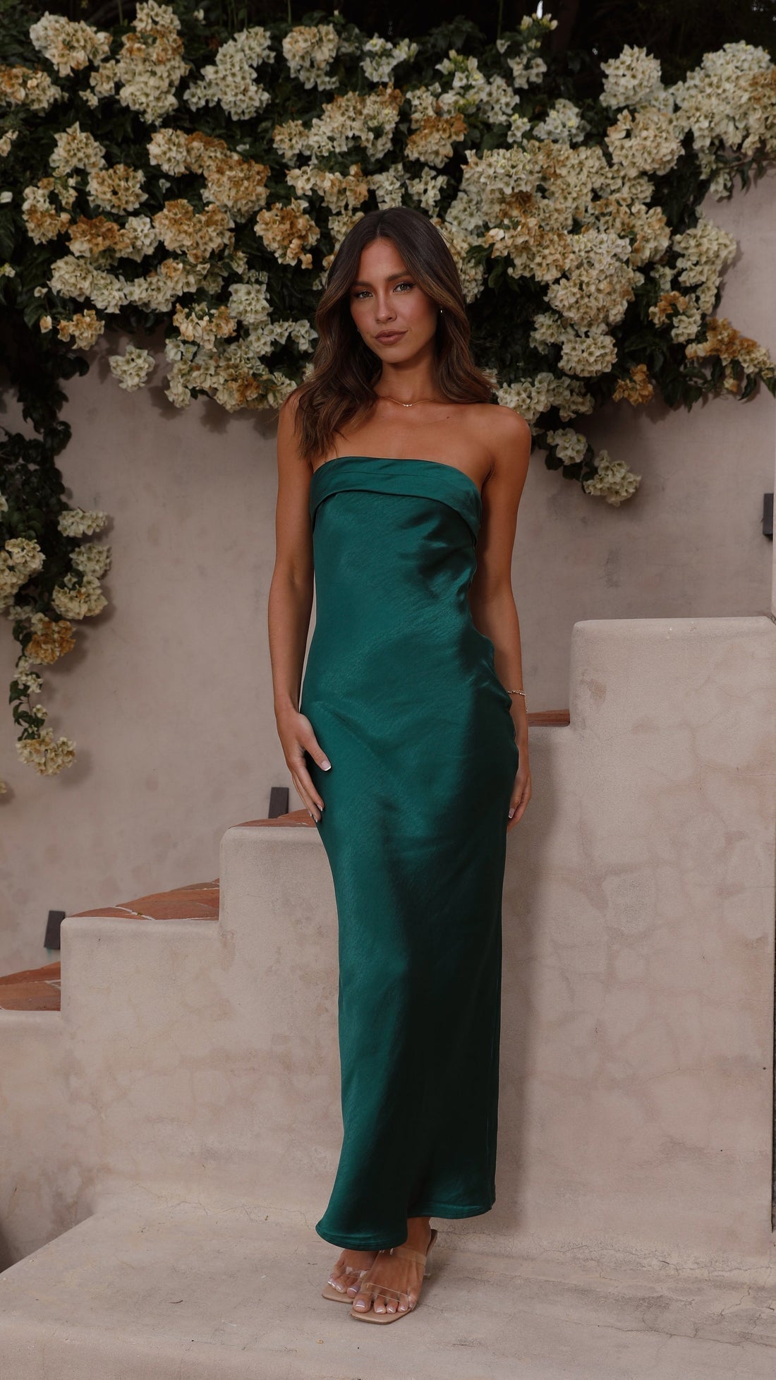 Robe longue sans bretelles parfaite pour vos sorties élégantes