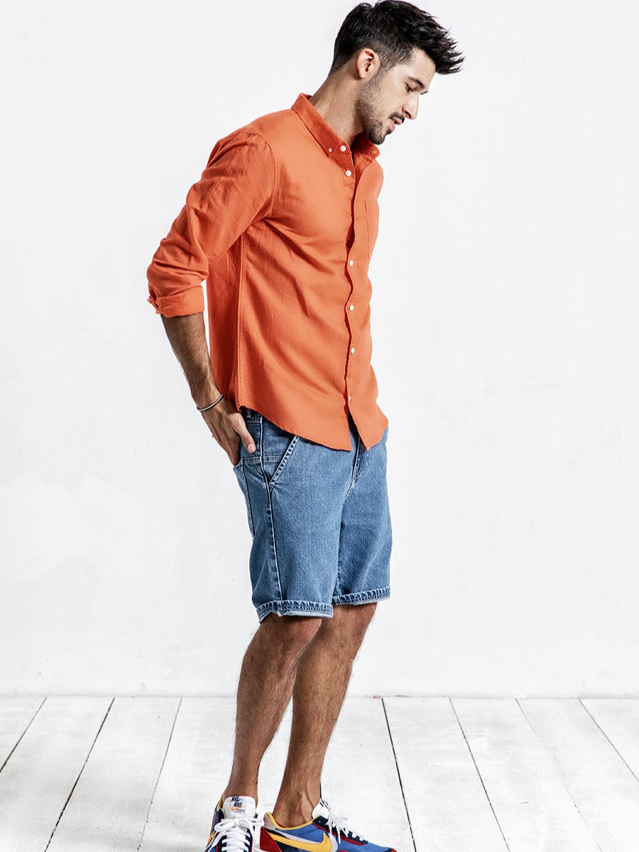 Chemise à manches longues pour homme au style moderne