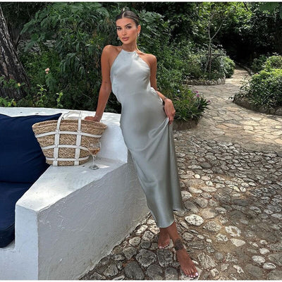 Robe légère sans manches à fines bretelles pour un regarder estival