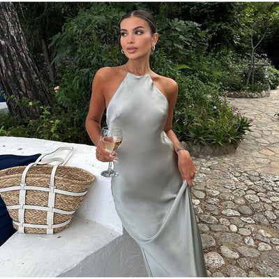 Robe légère sans manches à fines bretelles pour un regarder estival