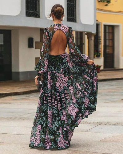 Robe longue fleurie au style rétro avec dos ouvert pour femme