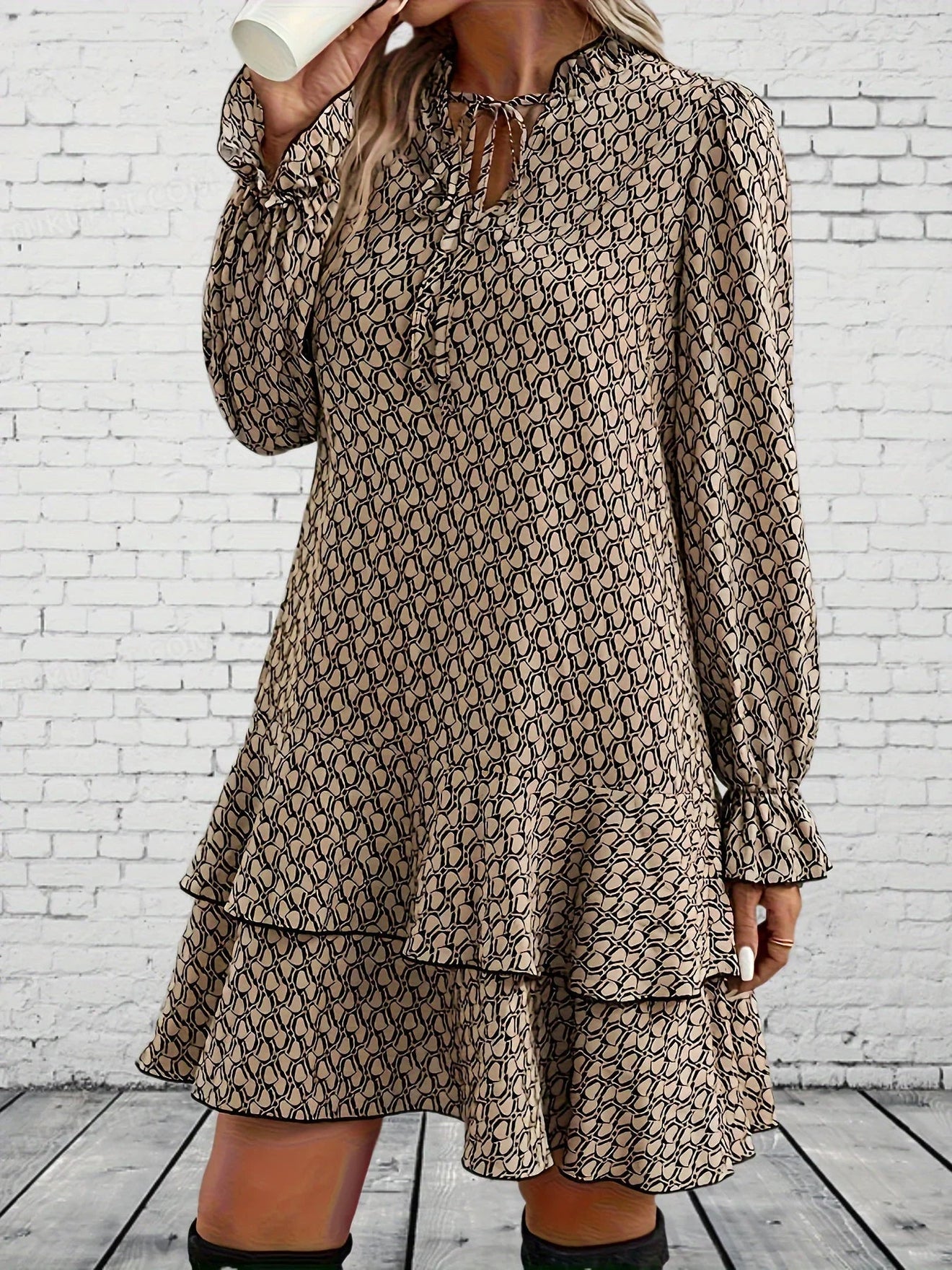 Robe imprimée à manches longues avec style raffiné